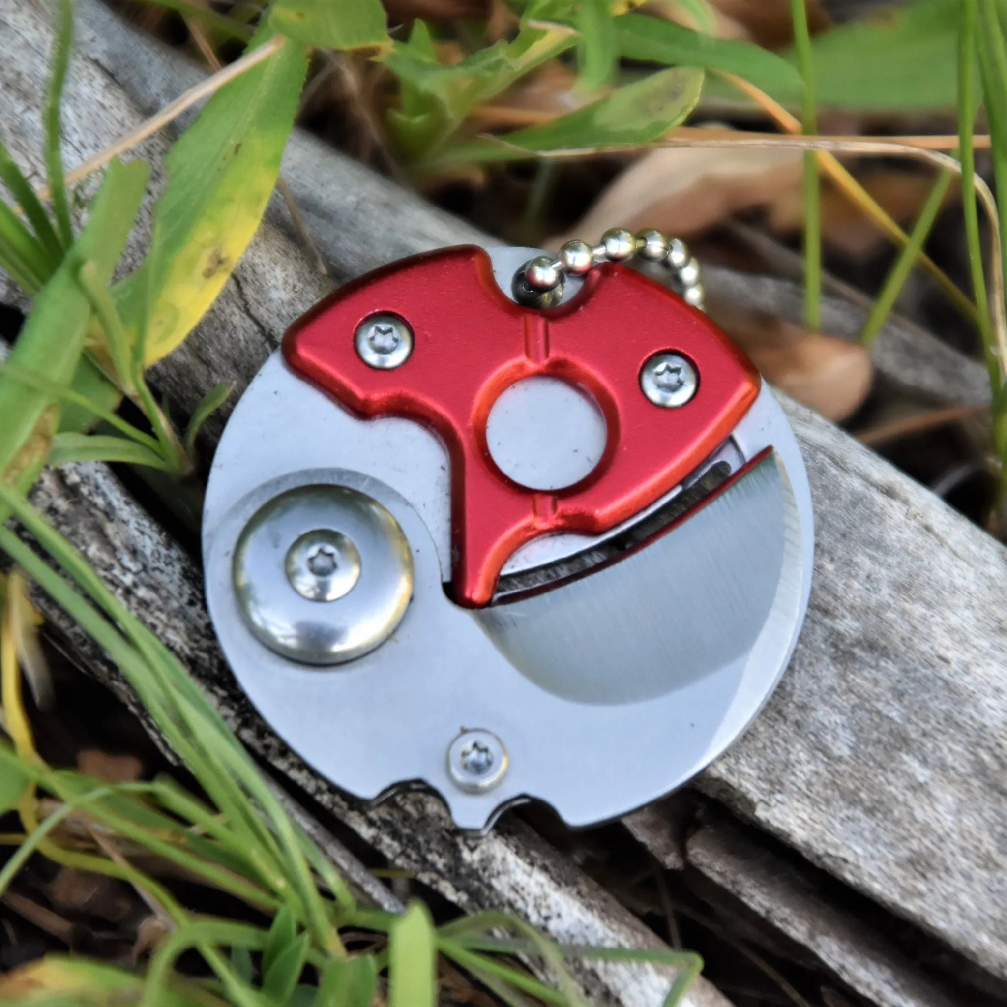 Fashionable Coin Knife
