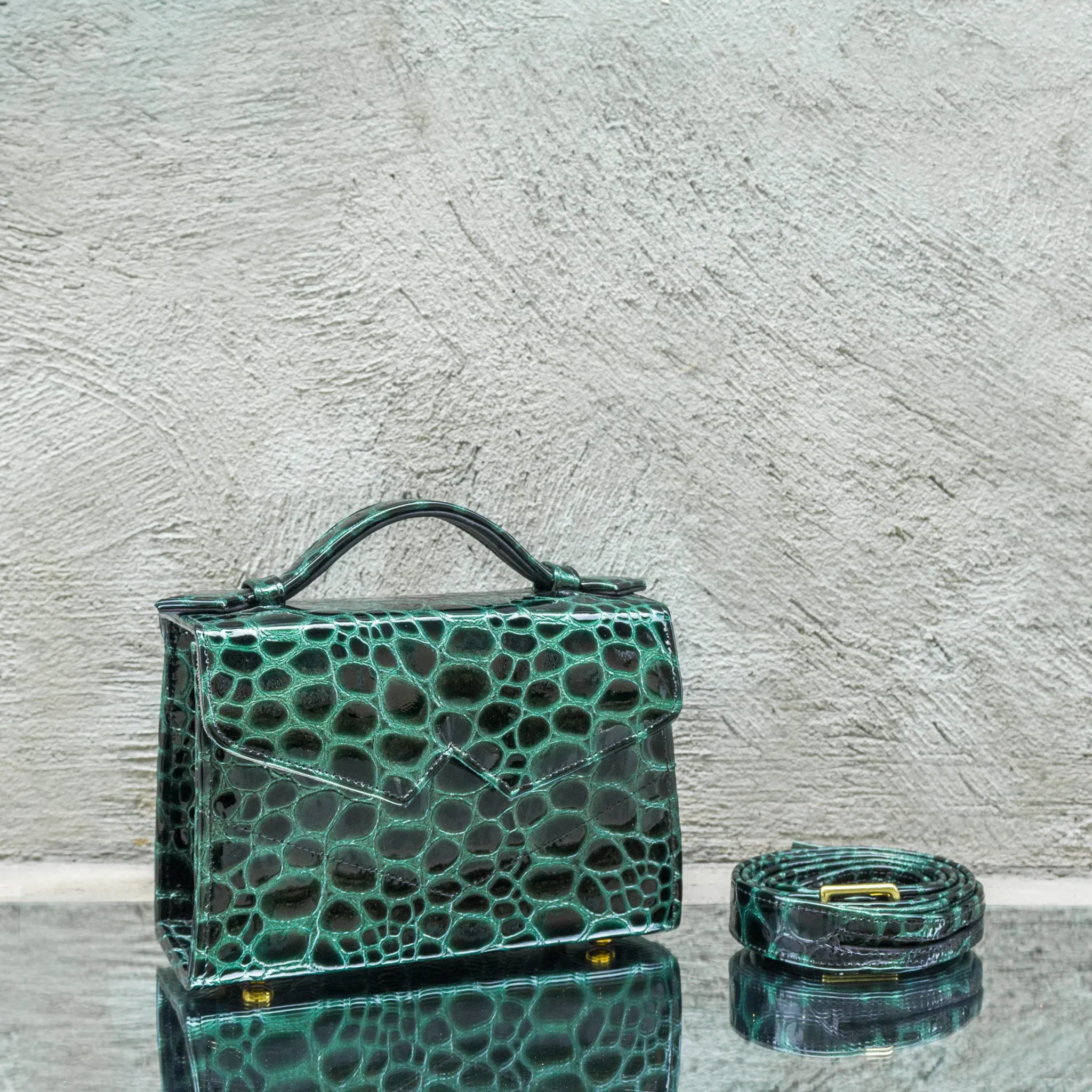 Green Pebbled Printed Leather Handbag