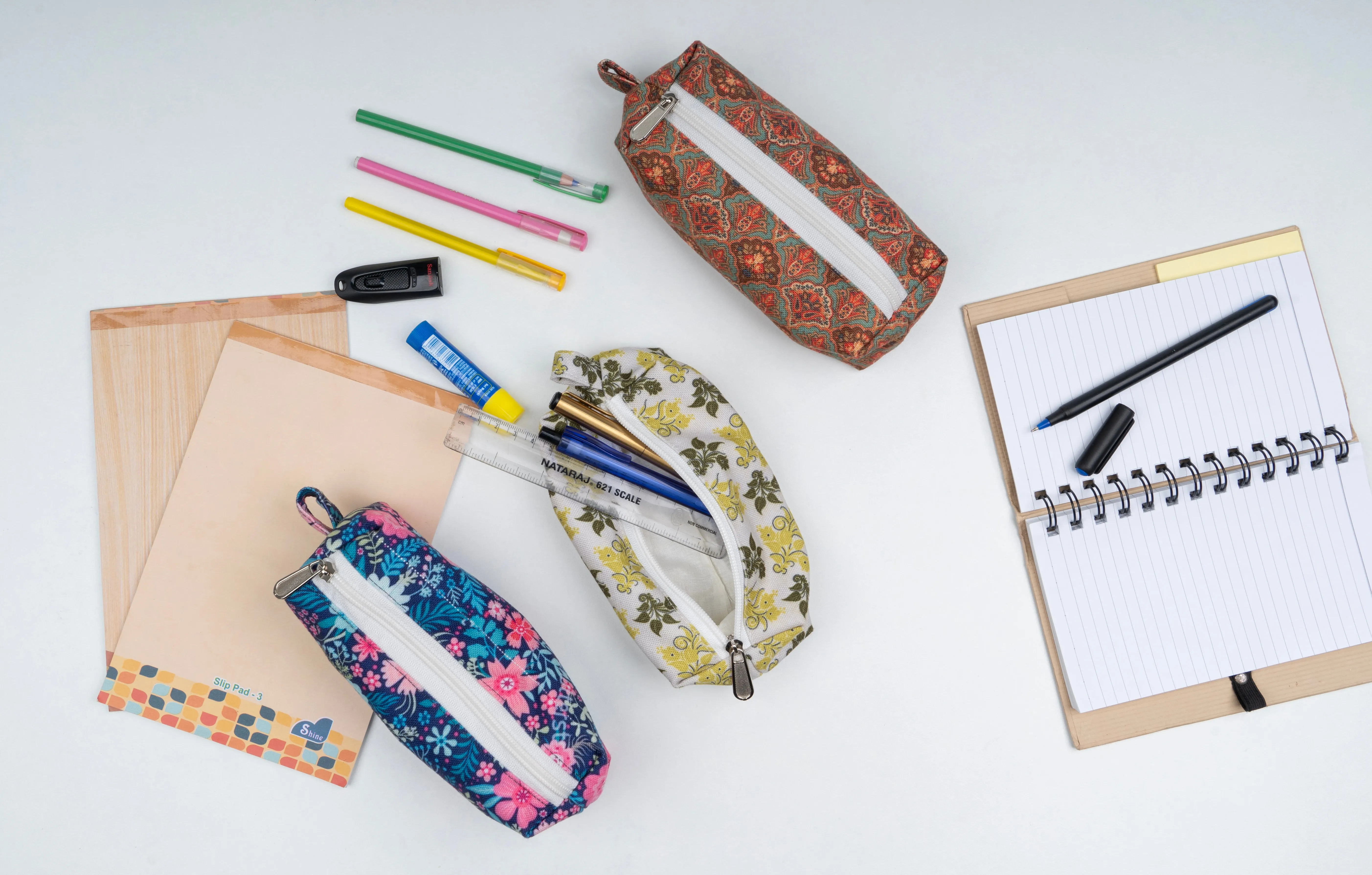 Stylish Printed Stationery Pouch